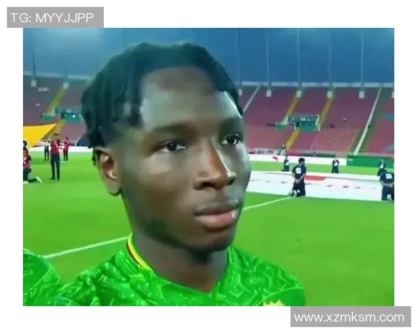 足球明星抠鼻子搞笑瞬间合集让你捧腹大笑的精彩图片欣赏